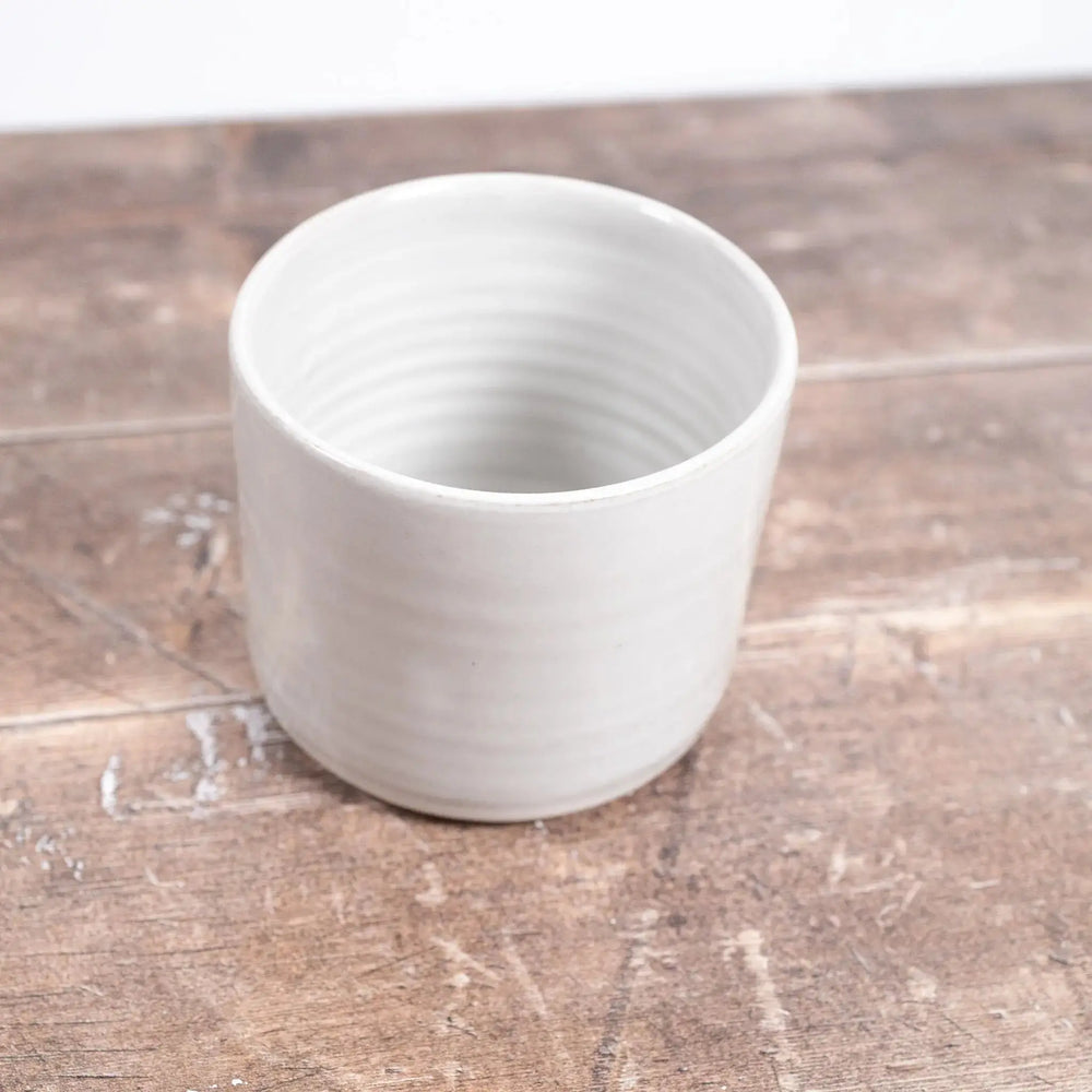 
            
                Load image into Gallery viewer, Cove Handmade Minimalist Clay Planter Planters
            
        